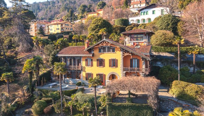 Historic Villa for sale 28823 Ghiffa, Piemont,  Italy