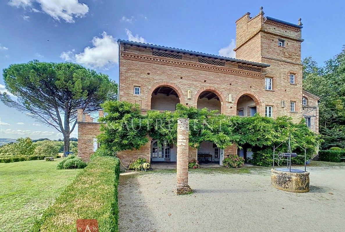 Photos 17th Century Estate in a Secluded Natural Setting, 25 Minutes from Bessières and Rabastens