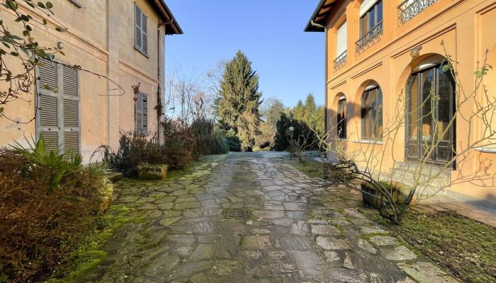 Historic Villa for sale Castelletto Sopra Ticino, Piemont,  Italy