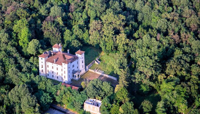 Castle Italy
