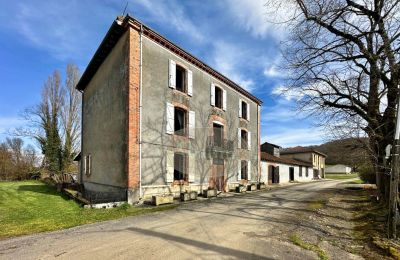 Historic property Boulogne-sur-Gesse, Occitania