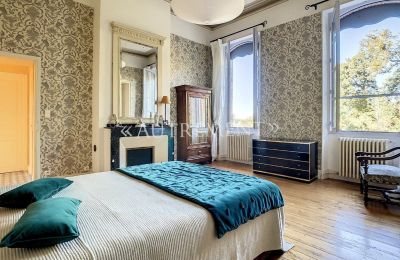 Manor House for sale Saint-Sulpice-la-Pointe, Occitania, Bedroom