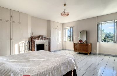 Manor House for sale Saint-Sulpice-la-Pointe, Occitania, Bedroom
