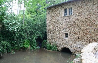 Manor House for sale Occitania, Outbuilding