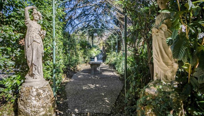 Historic Villa for sale Longone al Segrino, Lombardy,  Italy