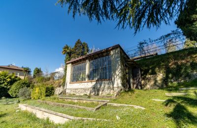 Historic Villa for sale Longone al Segrino, Lombardy, Photo 28/37