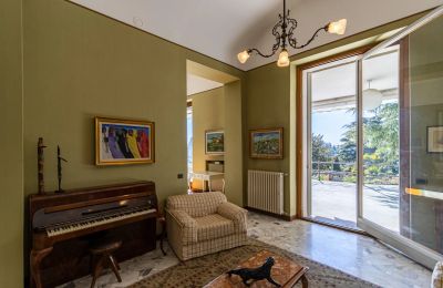 Historic Villa for sale Longone al Segrino, Lombardy, Photo 14/37