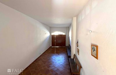 Urban palace for sale Santa Margalida, Balearic Islands, Parking