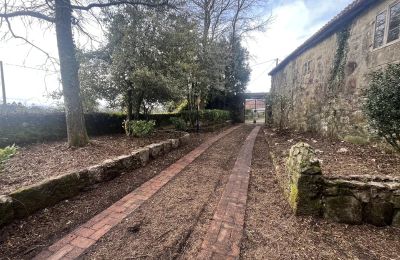 Country home for sale 36740 Tomiño, Galicia, Access