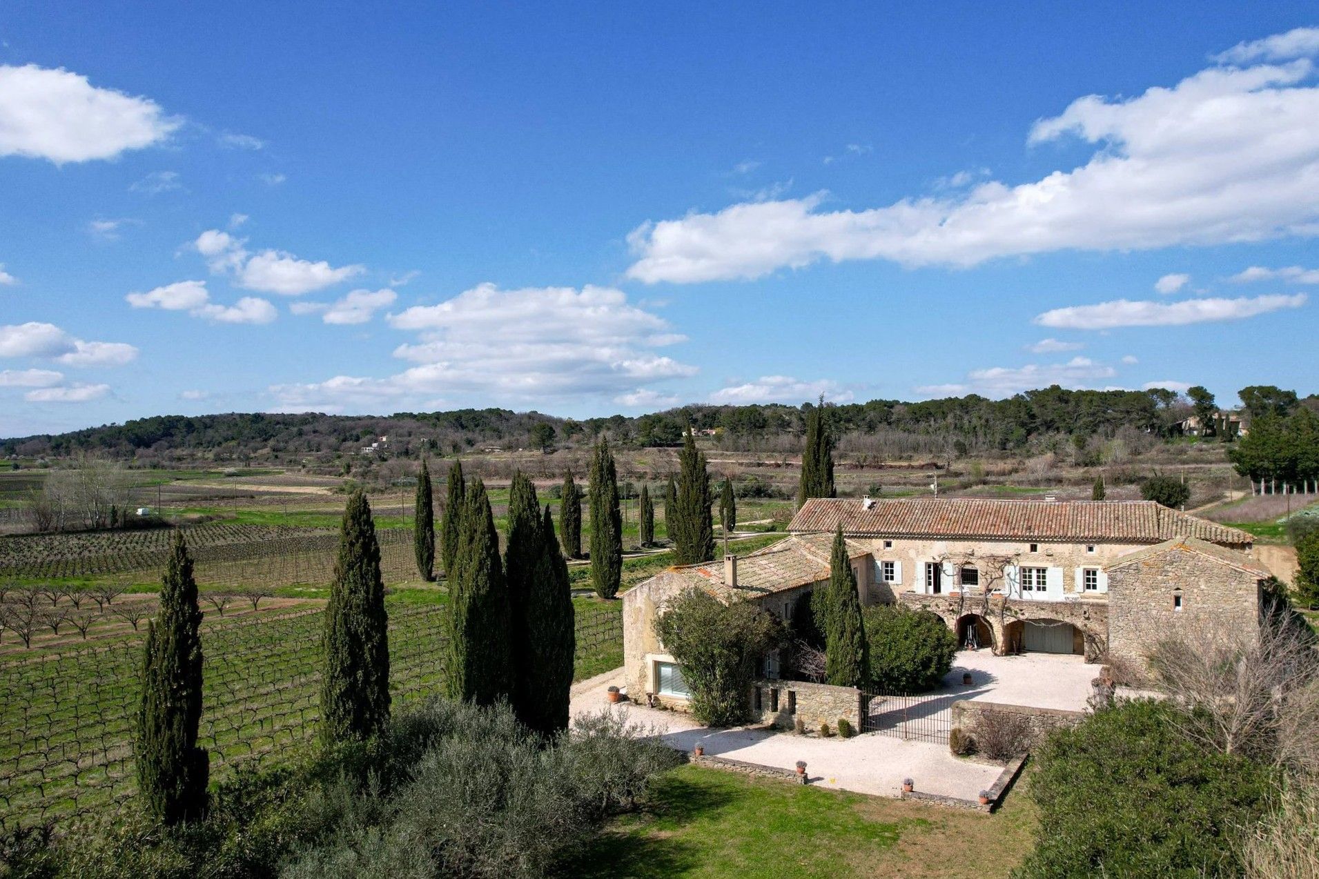 Photos Southern France: French estate in the country with park