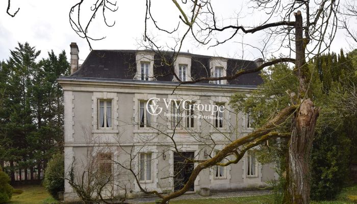 Historic Villa for sale Angoulême, New Aquitaine,  France