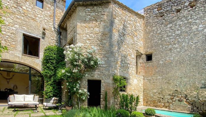 Historic property for sale Uzès, Occitania,  France