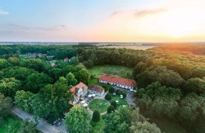 Character Properties, Baroque Hunting Castle in Northern Germany