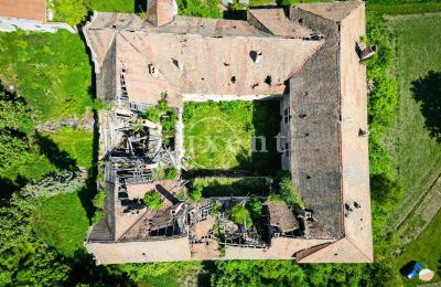 Castle for sale Vršovice, Zámek Vršovice, Ústecký kraj, Drone view