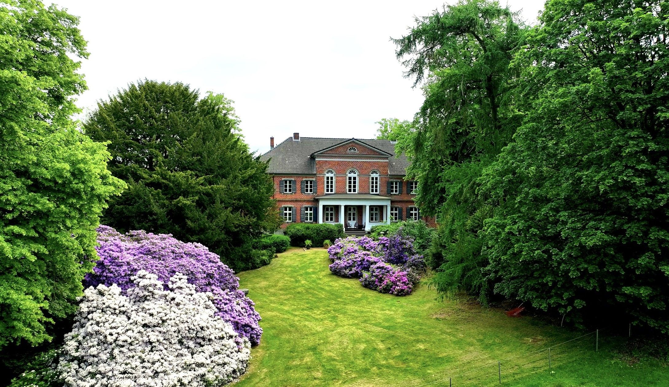 Photos Splendid manor near Hamburg