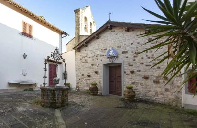 Medieval Castle for sale Croci di Calenzano, Tuscany, Chapel