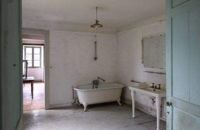 Castle for sale Pontacq, New Aquitaine, Photo 8/14