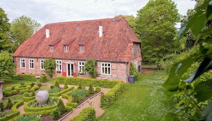 Manor House for sale 17153 Markow, Mecklenburg-West Pomerania,  Germany