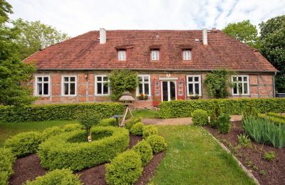 Manor House for sale 17153 Markow, Markower Str. 6, Mecklenburg-West Pomerania, Back view
