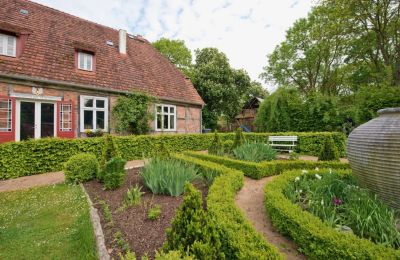 Manor House for sale 17153 Markow, Markower Str. 6, Mecklenburg-West Pomerania, Garden