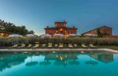 Historic Villa for sale Sinalunga, Tuscany, Pool