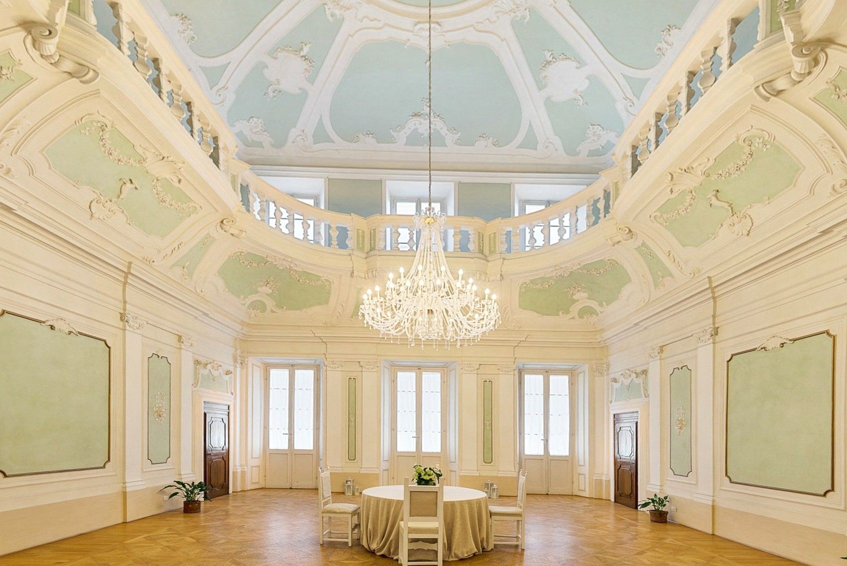 Photos Palazzo in Siena’s Old Town - Ballroom and Rococo Interiors