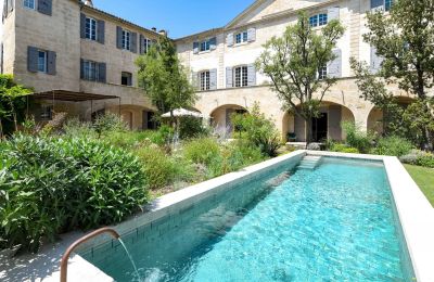 Historic properties, Exceptional Historic Estate near Avignon
