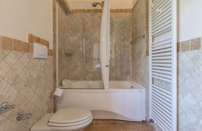 Country home for sale Pistoia, Tuscany, Photo 19/43