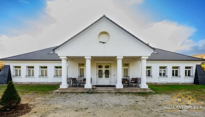 Château · Trenčiansky kraj