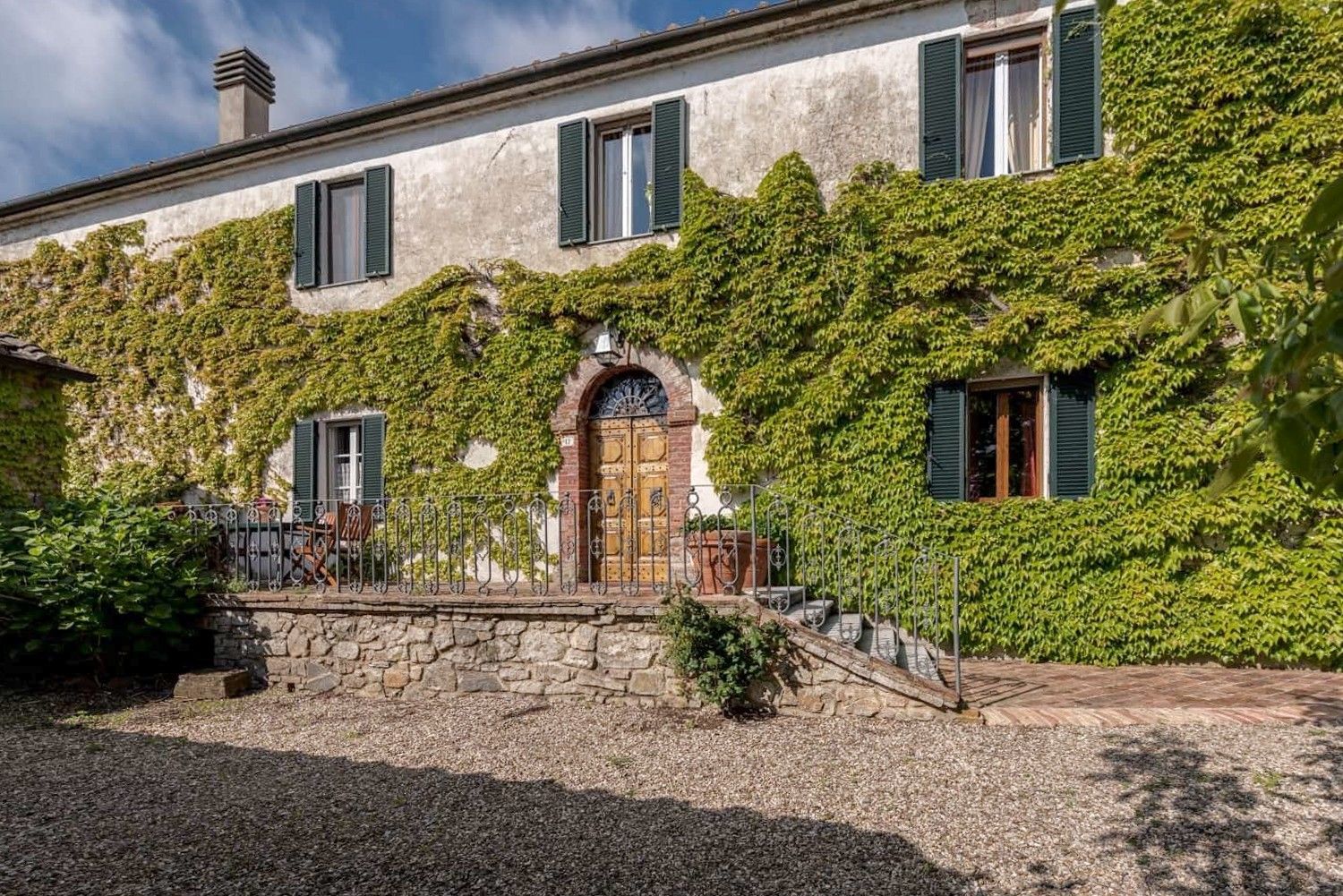 Photos Tuscan Hamlet in Murlo, Siena – Panoramic Views and Refined Elegance