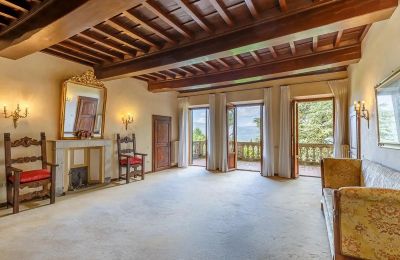 Historic Villa for sale Vicchio, Tuscany, Photo 3/40