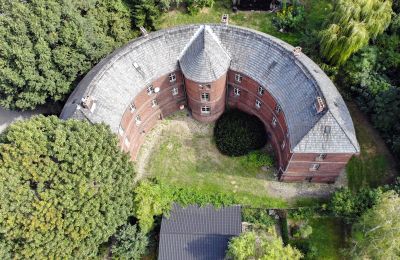 Historic estates, Former Fortress on Ostrówek Island in the Oder River - Living in a heritage building