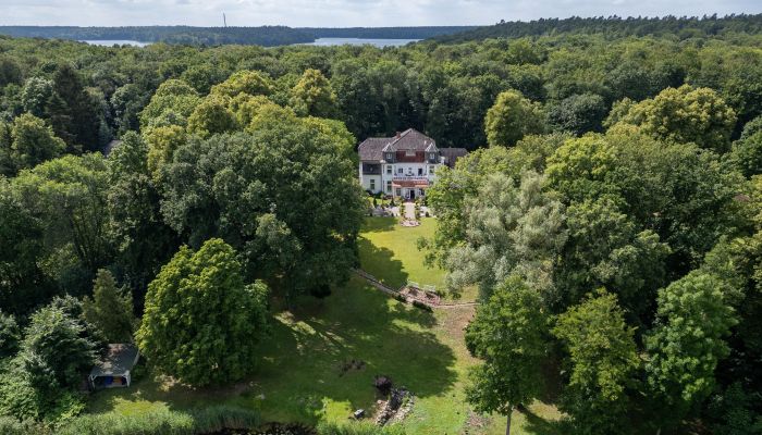 Historic Villa for sale 16775 Stechlin, Brandenburg,  Germany