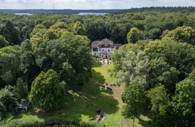 Historic properties, Historic Lakefront Villa with Private Shoreline in Brandenburg’s Lake District