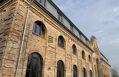 Manor house for sale Ojrzanów, Pałac w Ojrzanowie, Mazovia, Outbuilding