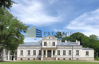 Historic properties, Manor House in Southwest Warsaw on a 38.5-Acre Estate