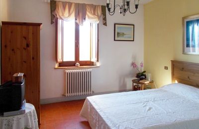 Country home for sale 06062 Città della Pieve, Umbria, Photo 8/18