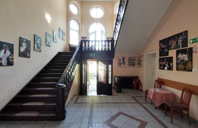 Castle for sale Zakrzów, Opole Region, Entrance Hall