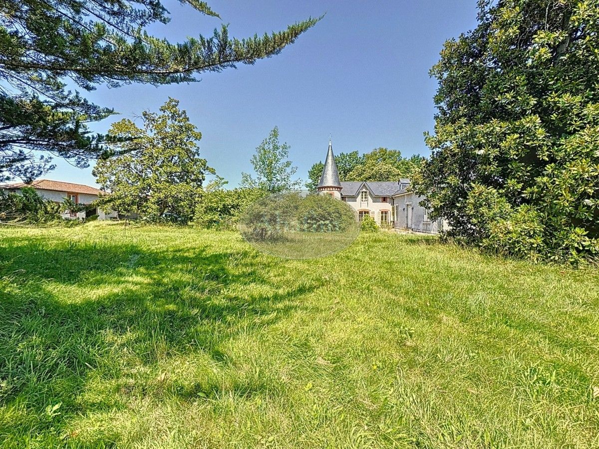 Photos Near Lannemezan: Secluded Country Home with Outbuildings and Garden