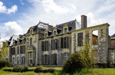 Castle for sale Thouars, New Aquitaine, Photo 3/16