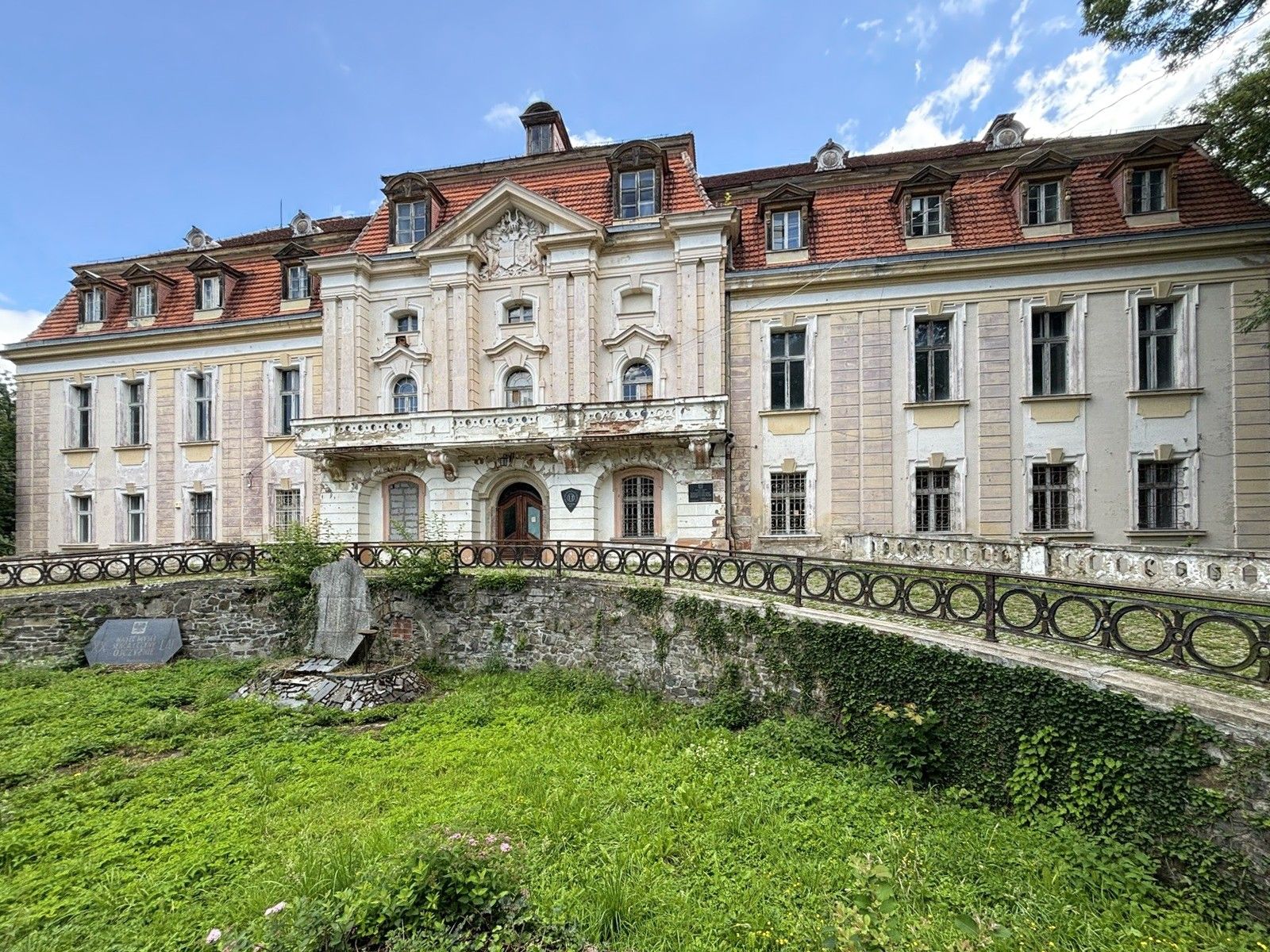 Photos Neo-Baroque Palace in Lower Silesia