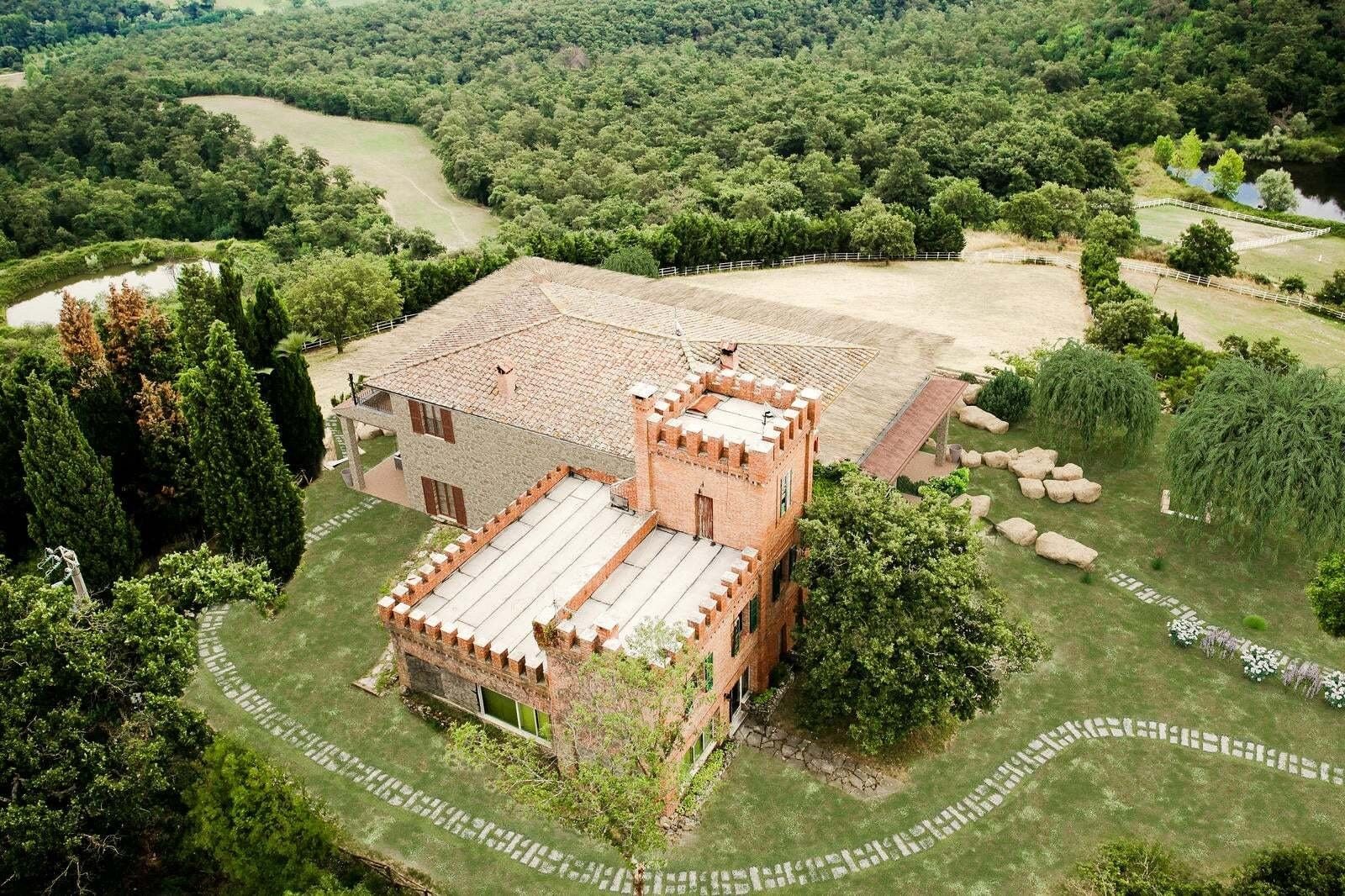 Photos Villa Tresseri Tuscany real estate project