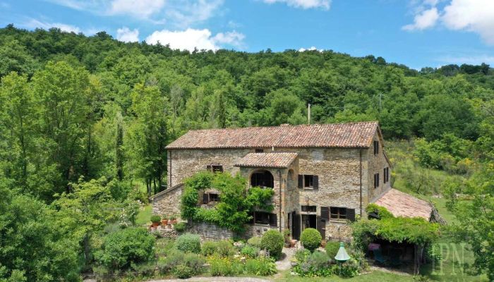 The Secret Country House, Confidential Property Listing