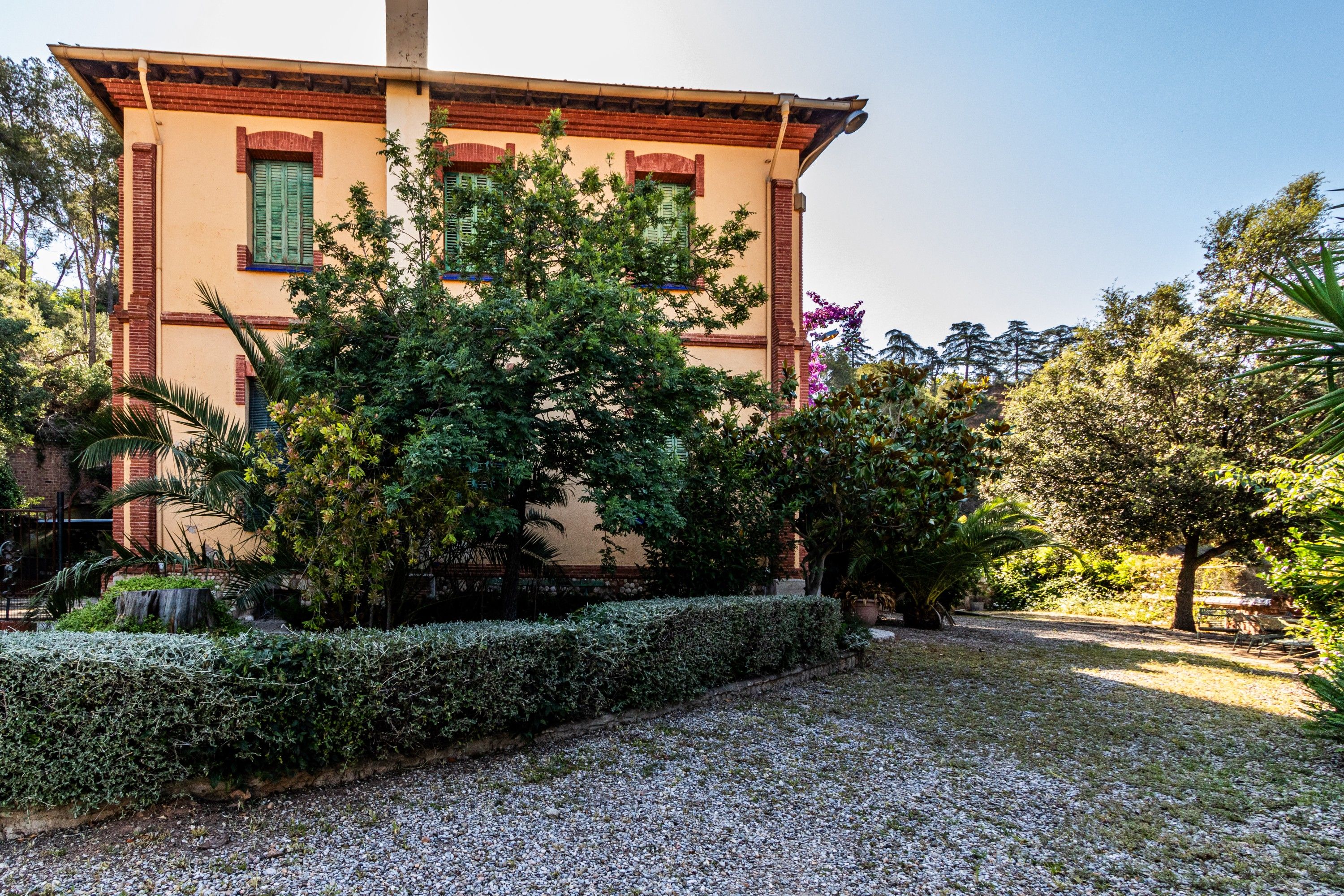 Photos Historic 1912 Villa in Castellar del Vallès with Views of the Ripoll River