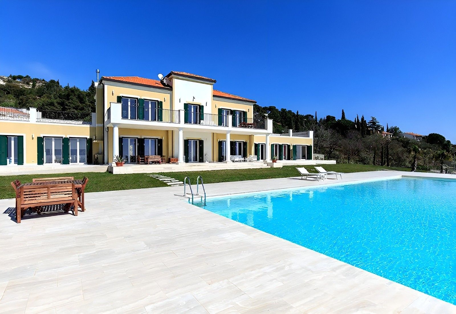 Photos Luxury sea view residence in Cipressa