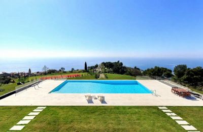 Historic Villa for sale Cipressa, Liguria, Photo 4/44