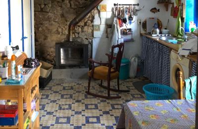 Country home for sale Niévares, Asturias, Küche