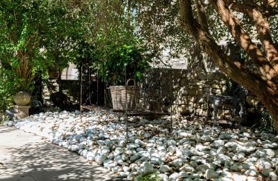 Historic property for sale Uzès, Occitania, Photo 21/34