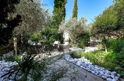 Historic property for sale Uzès, Occitania, Photo 24/34