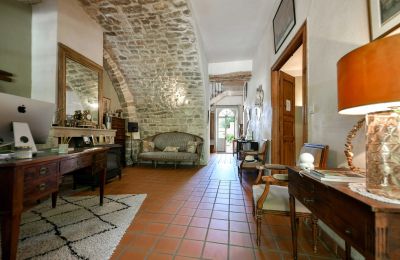 Historic property for sale Uzès, Occitania, Photo 2/34